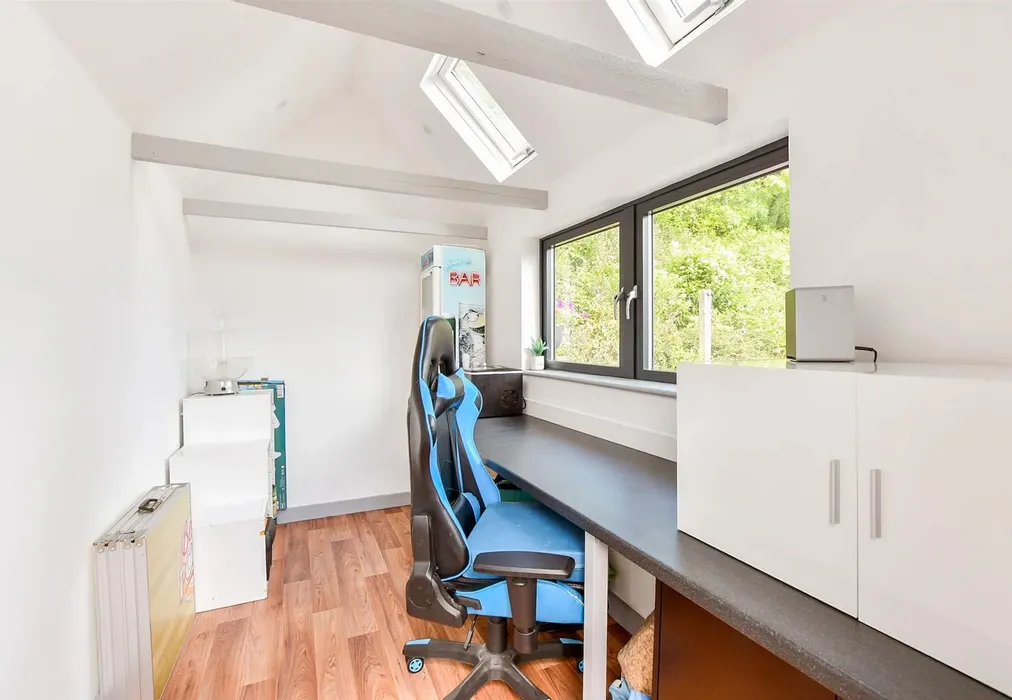 Workshop/Outbuildings - Stanbury Crescent, Folkestone, Kent - Wards of Kent