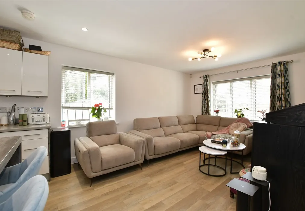 Lounge/Kitchen/ Dining Room - Centre Drive, Epping, Essex - Wards of Kent