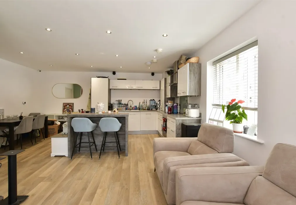 Lounge/Kitchen/ Dining Room - Centre Drive, Epping, Essex - Wards of Kent
