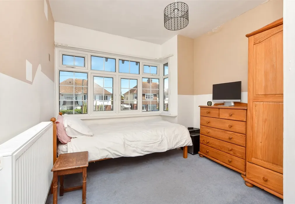 Bedroom 5 - Foreland Avenue, Cliftonville, Margate, Kent - Wards of Kent