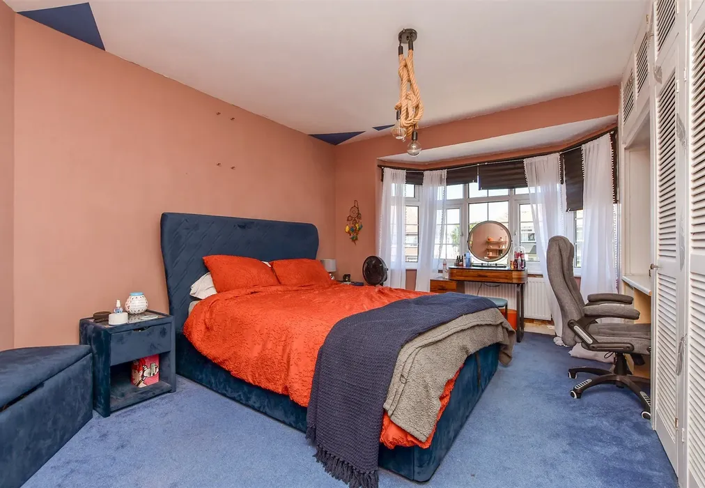 Bedroom 1 - Foreland Avenue, Cliftonville, Margate, Kent - Wards of Kent