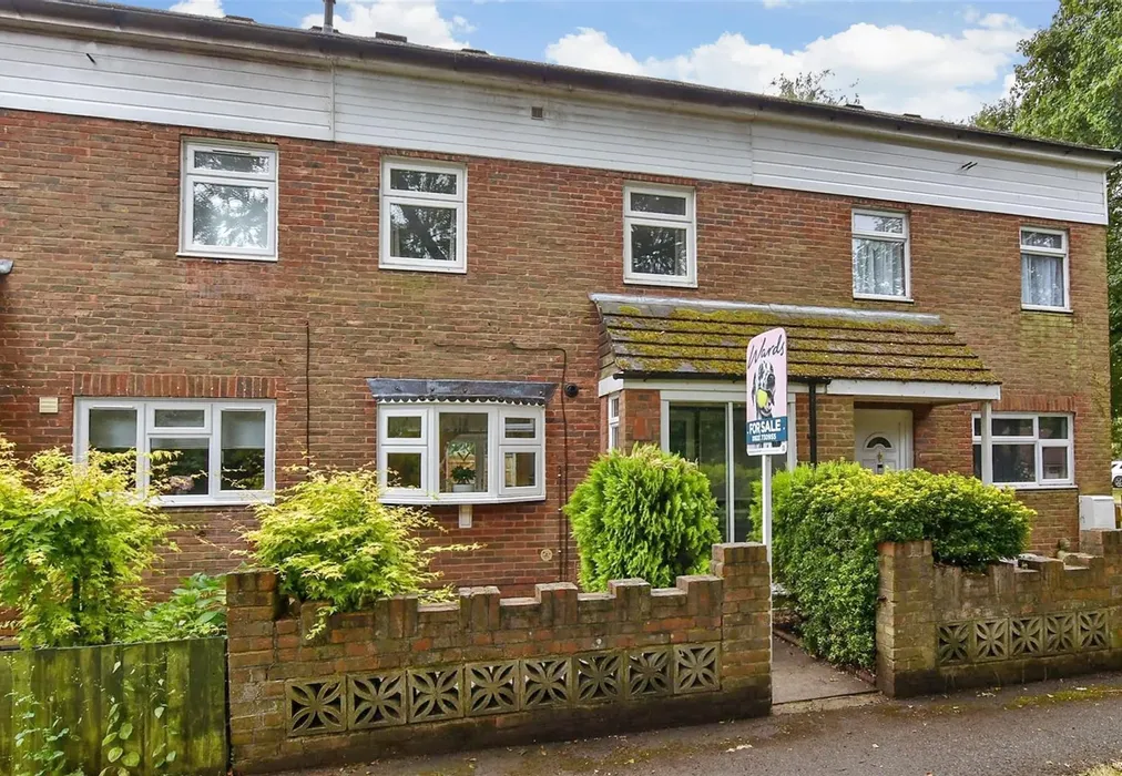 External (Web) 1 - Plumpton Walk, Maidstone, Kent - Wards of Kent