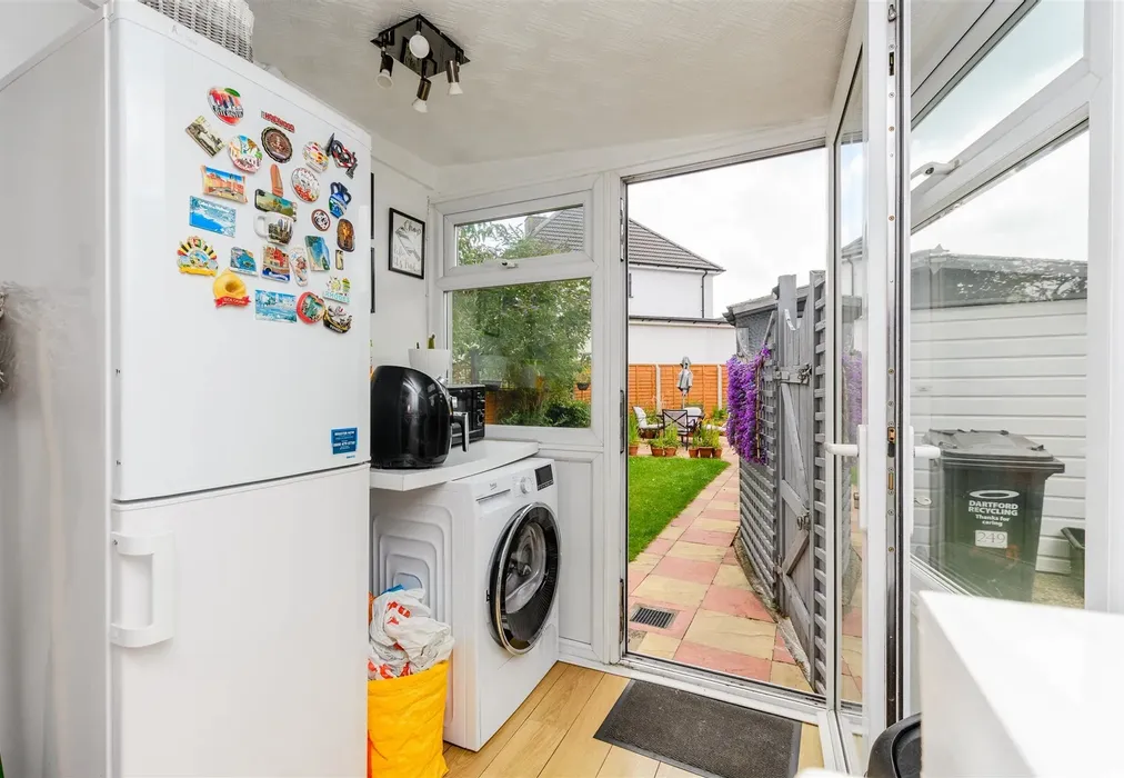 Utility Room - Dartford Road, Dartford, Kent - Wards of Kent