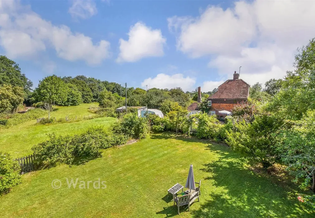 Rear Garden - Smallhythe Road, Tenterden, Kent - Wards of Kent