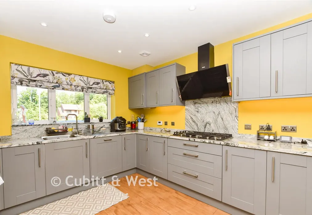 Kitchen - Donald Gardens, Hookwood, Horley, Surrey - Wards of Kent