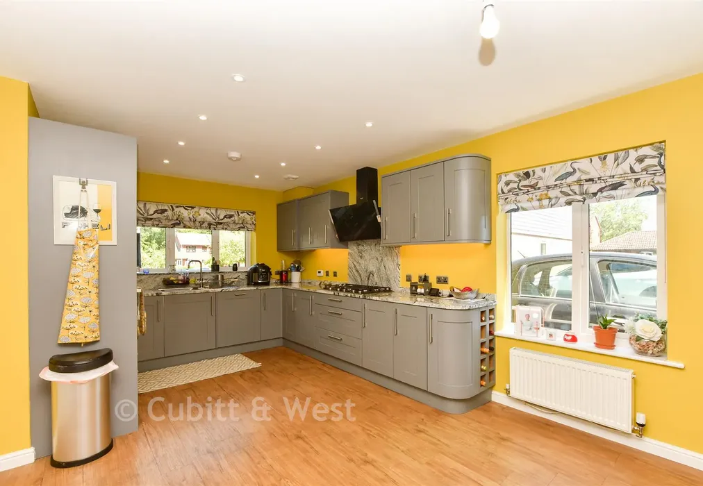 Lounge - Donald Gardens, Hookwood, Horley, Surrey - Wards of Kent