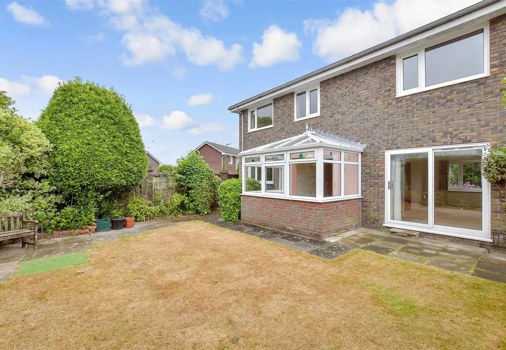 Rear Garden - Maplehurst Road, Chichester, West Sussex - Wards of Kent