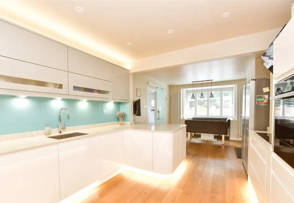 Dining Area - Crawley Down Road, Felbridge, West Sussex - Wards of Kent