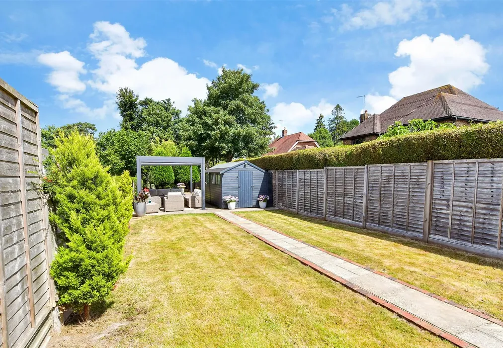 Rear Garden - Crawley Down Road, Felbridge, West Sussex - Wards of Kent