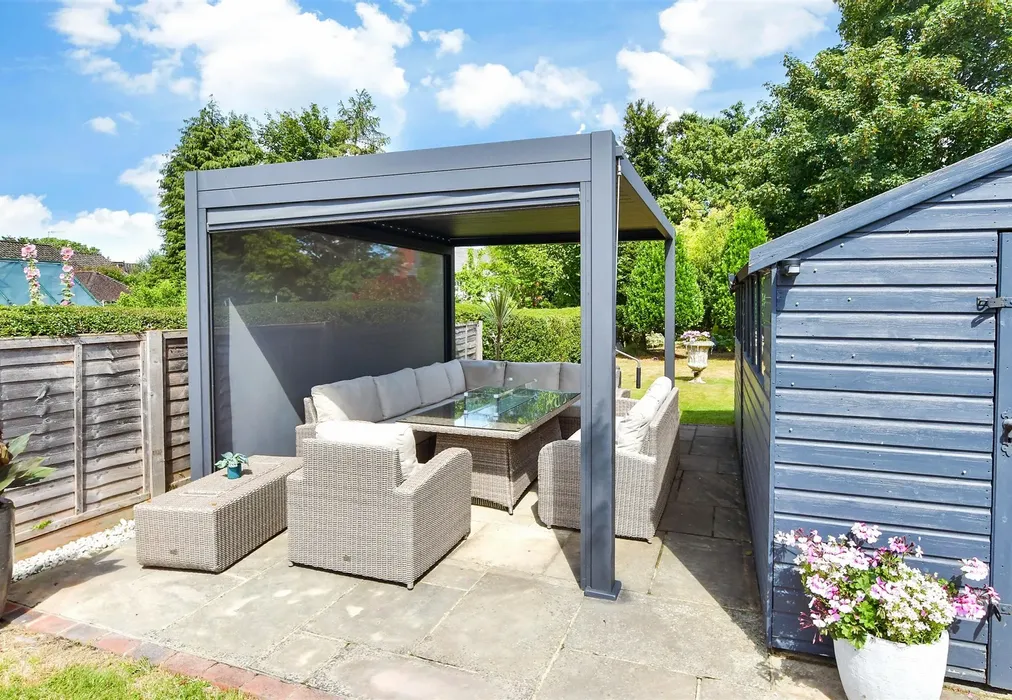 Rear Garden - Crawley Down Road, Felbridge, West Sussex - Wards of Kent