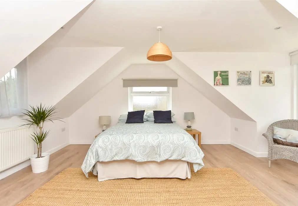 Bedroom 3 - The Street, Borden, Sittingbourne, Kent - Wards of Kent