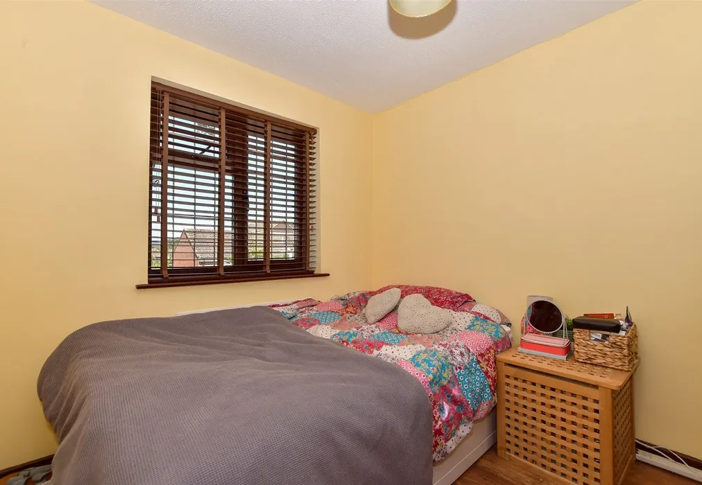 Bedroom 4 - Grassmere, Leybourne, West Malling, Kent - Wards of Kent