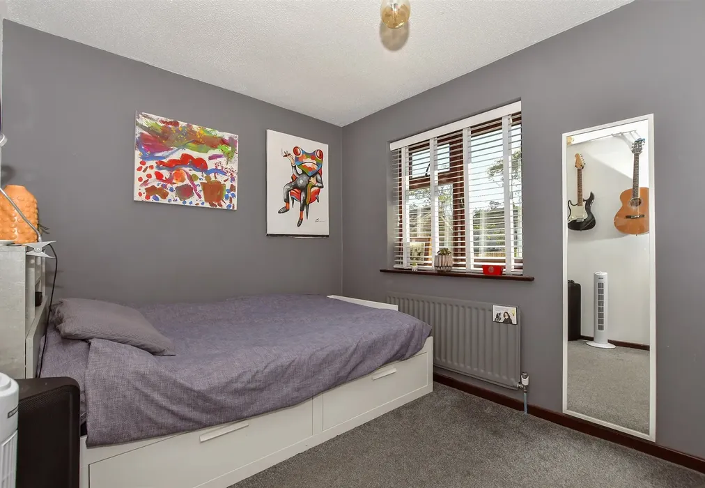 Bedroom 3 - Grassmere, Leybourne, West Malling, Kent - Wards of Kent