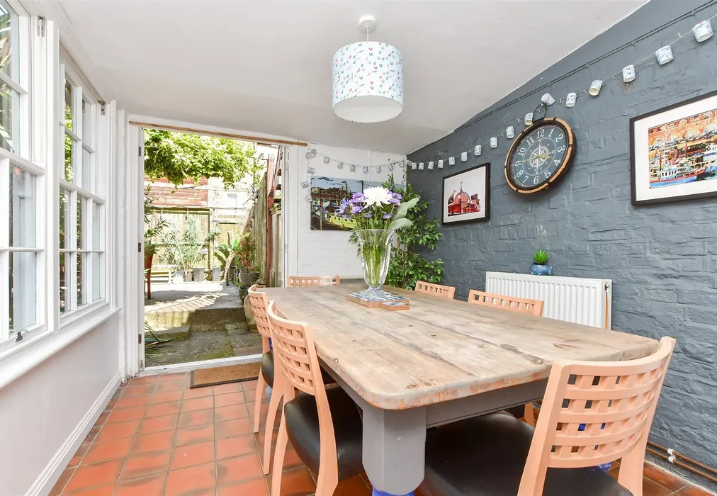 Dining Room - Paragon, Ramsgate, Kent - Wards of Kent