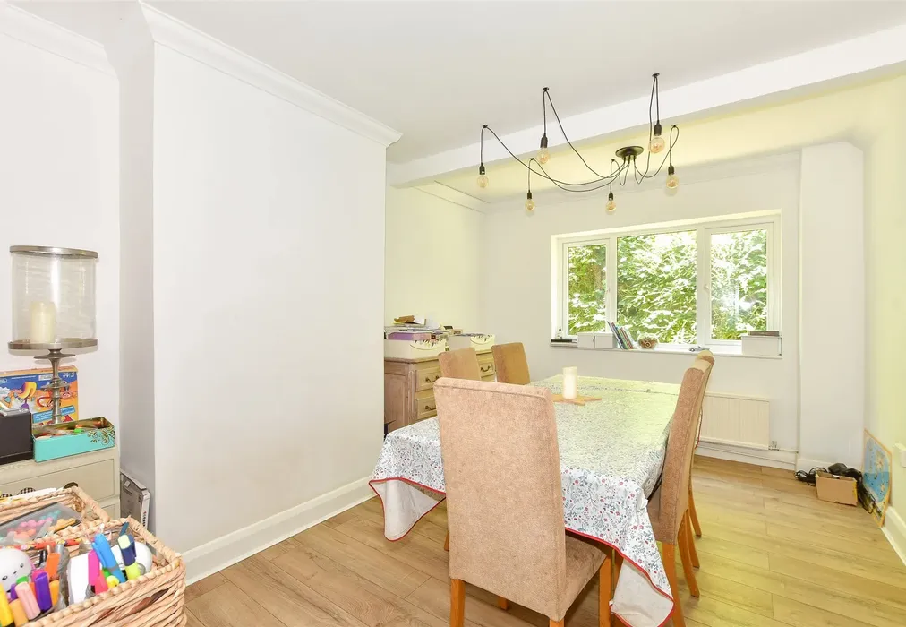 Dining Room - The Ride, Ifold, Billingshurst, West Sussex - Wards of Kent