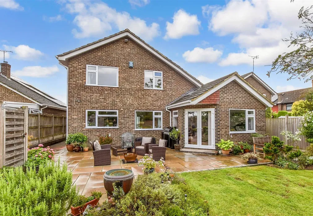 Rear Elevation - Park Farm Close, Shadoxhurst, Ashford, Kent - Wards of Kent