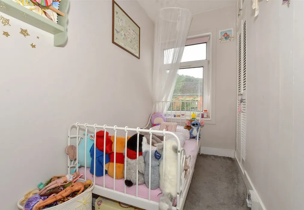 Bedroom 2 - Manor Road, Maxton, Dover, Kent - Wards of Kent