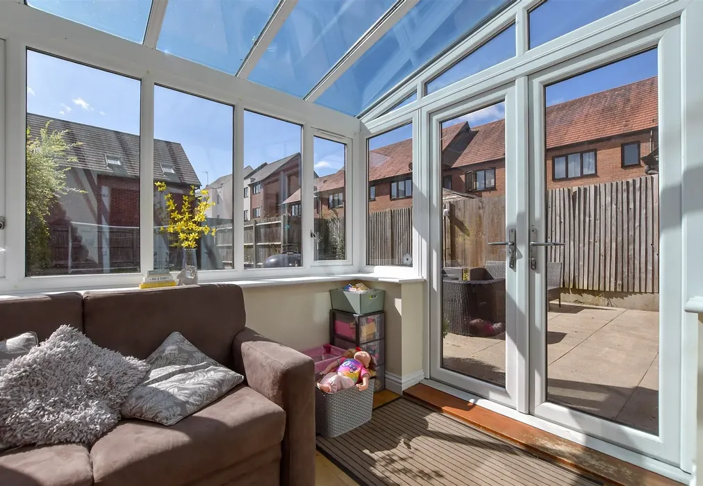 Conservatory - Bluegown Avenue, Leybourne, West Malling, Kent - Wards of Kent