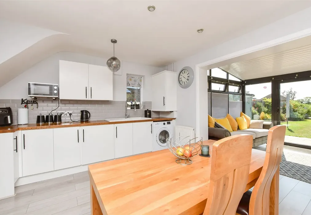 Kitchen/Diner - Down Barton Road, St Nicholas At Wade, Birchington, Kent - Wards of Kent