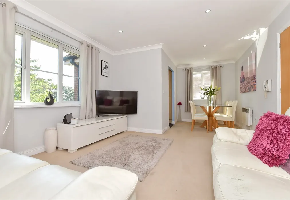 Lounge/Diner - Whyte Close, Whitfield, Dover, Kent - Wards of Kent