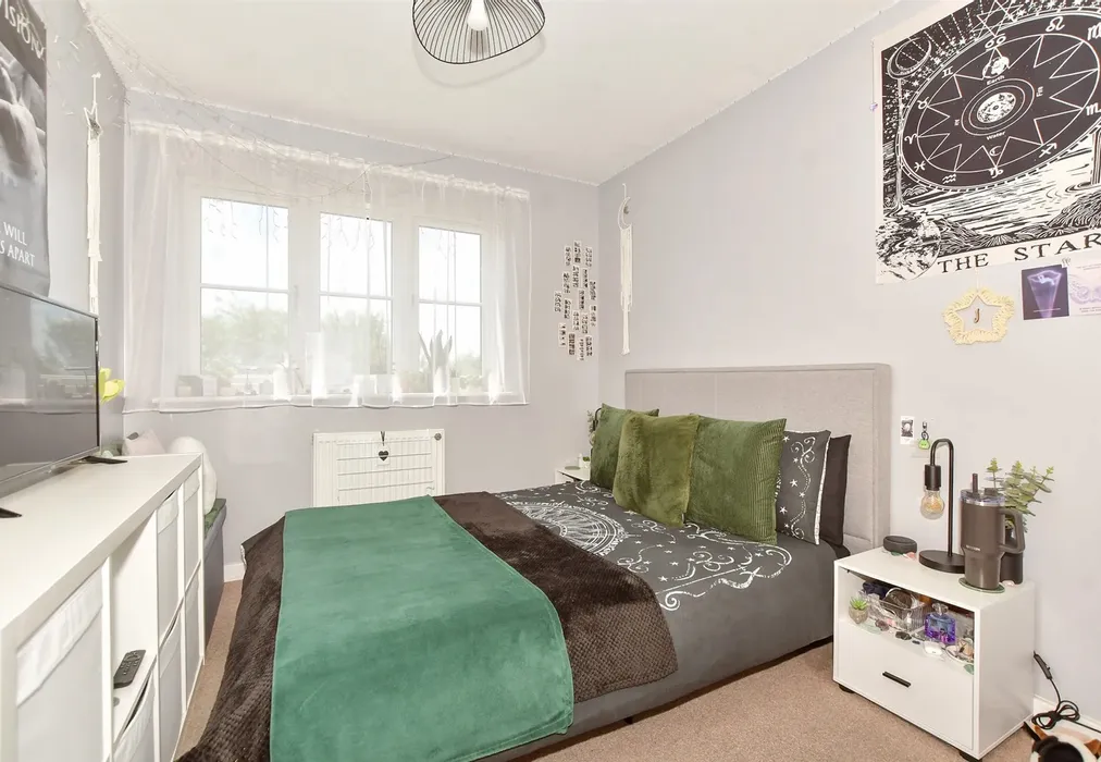 Bedroom 4 - Church Lane, New Romney, Kent - Wards of Kent