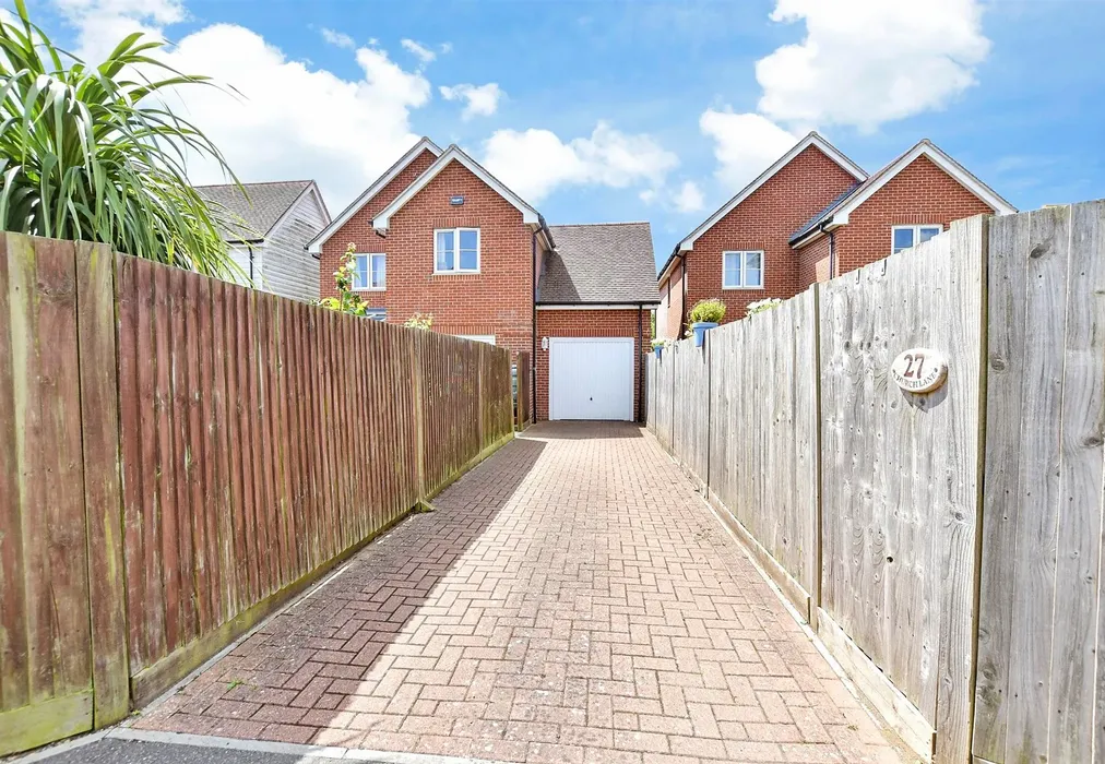 Driveway/Parking - Church Lane, New Romney, Kent - Wards of Kent