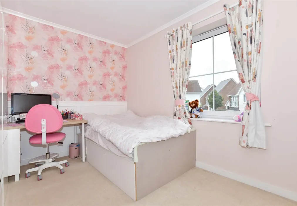 Bedroom 2 - Hambrook Road, Holborough Lakes, Snodland, Kent - Wards of Kent