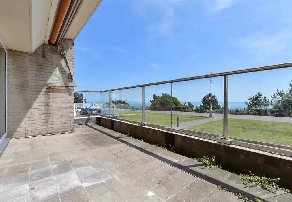 Balcony - The Leas, Folkestone, Kent - Wards of Kent