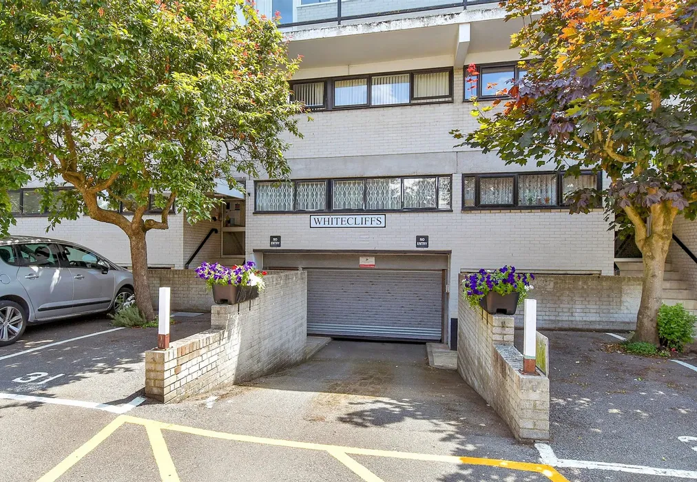 Driveway/Parking - The Leas, Folkestone, Kent - Wards of Kent