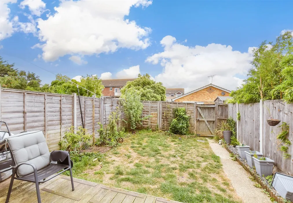 Rear Garden - Highgate Road, Whitstable, Kent - Wards of Kent