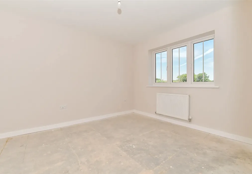 Bedroom 2 - Maude Close, The Maude, New Romney, Kent - Wards of Kent