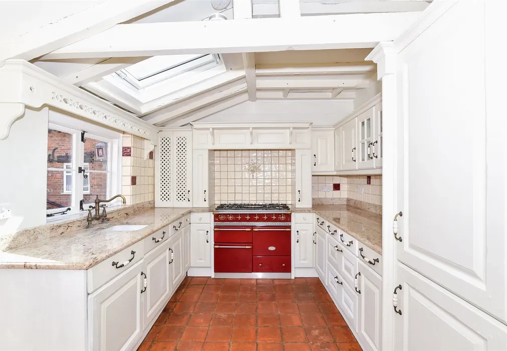Kitchen/ Breakfast Room - The Square, Lenham, Maidstone, Kent - Wards of Kent
