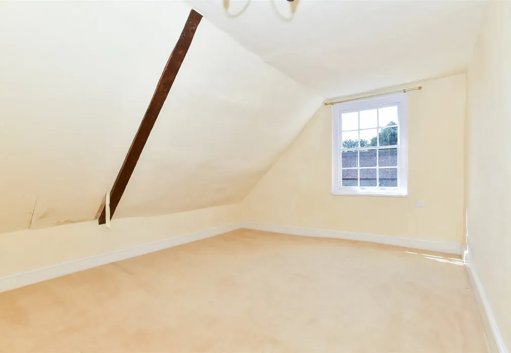 Bedroom 3 - The Square, Lenham, Maidstone, Kent - Wards of Kent