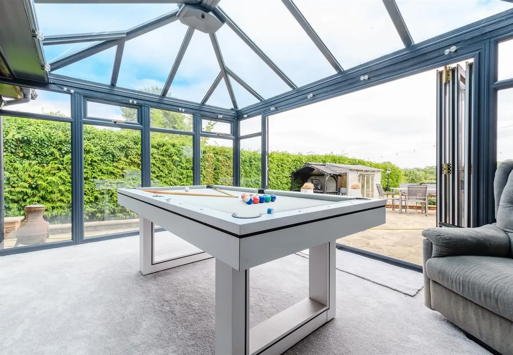 Conservatory - Priestwood Road, Meopham, Gravesend, Kent - Wards of Kent