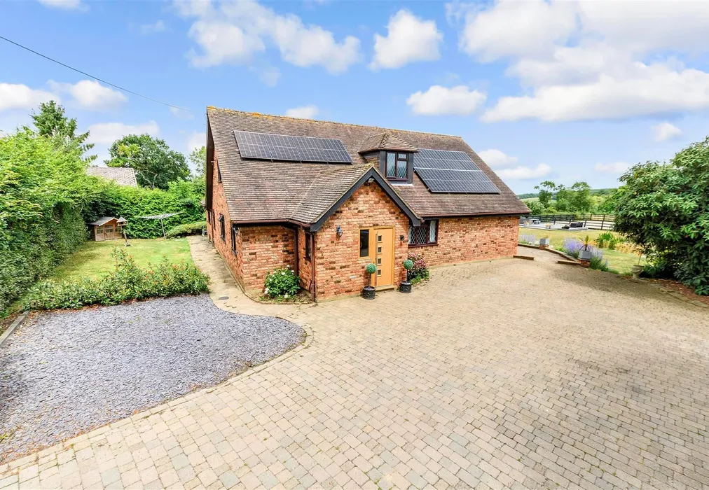 External (Web) - Priestwood Road, Meopham, Gravesend, Kent - Wards of Kent