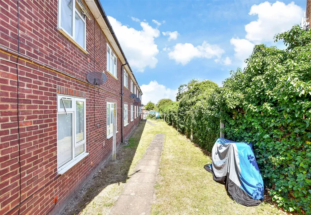 Communal Gardens - Perkins Avenue, Margate, Kent - Wards of Kent