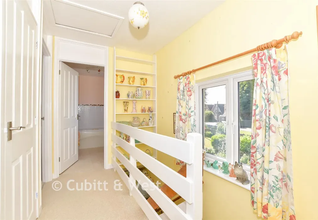 Landing - Church Lane, Upper Beeding, Steyning, West Sussex - Wards of Kent