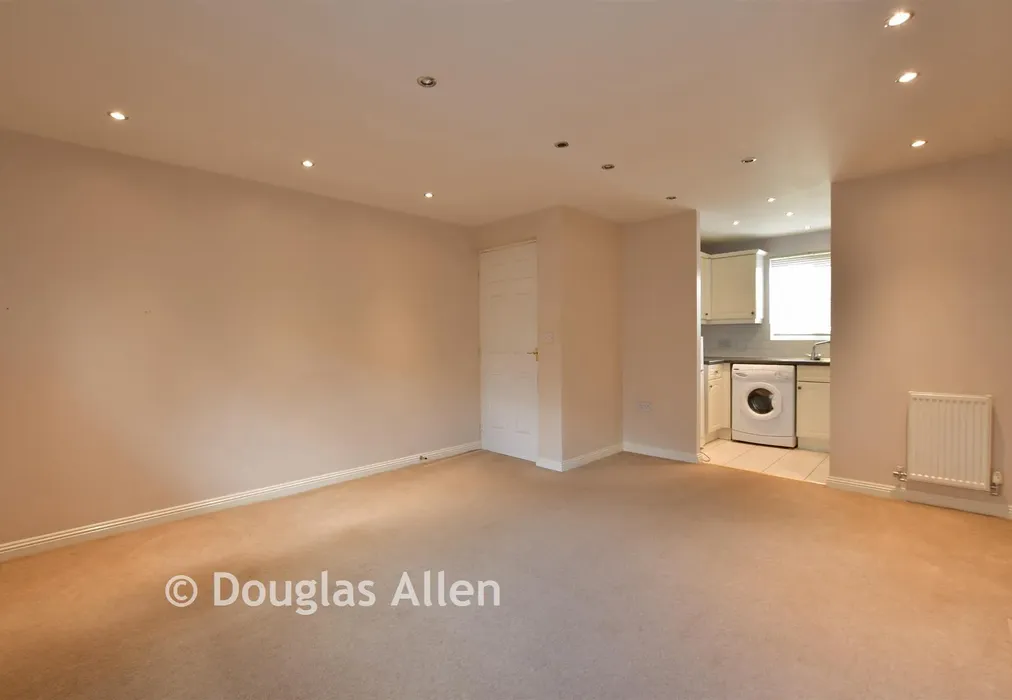 Lounge/Dining Room - Nightingale Crescent, Harold Wood, Essex - Wards of Kent