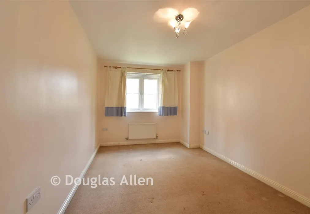 Bedroom 2 - Nightingale Crescent, Harold Wood, Essex - Wards of Kent