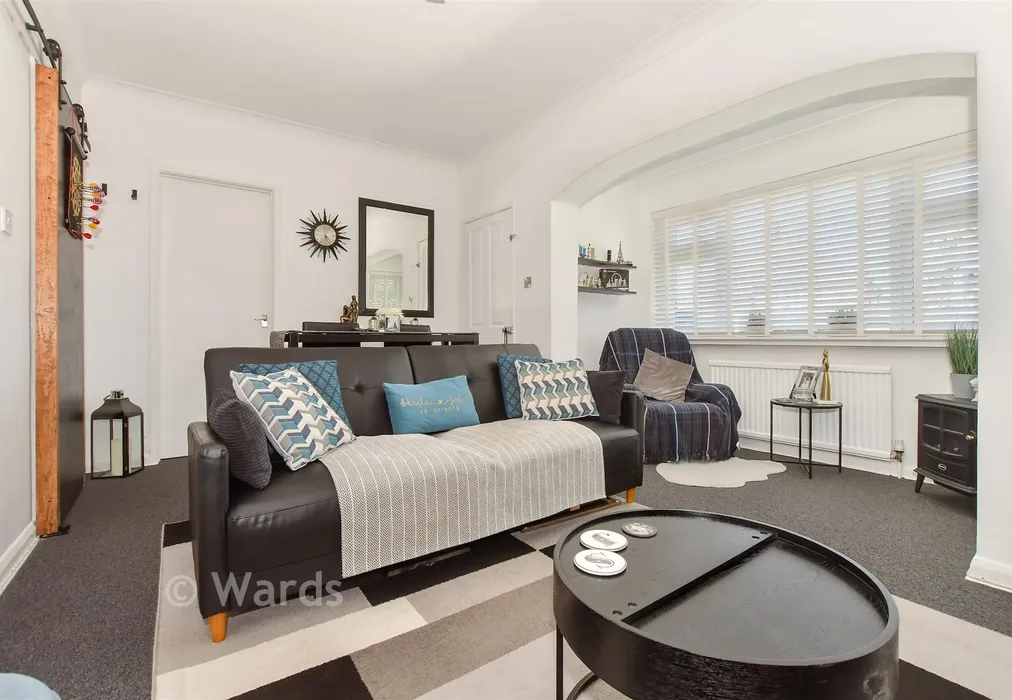 Lounge - Coleman Crescent, Ramsgate, Kent - Wards of Kent