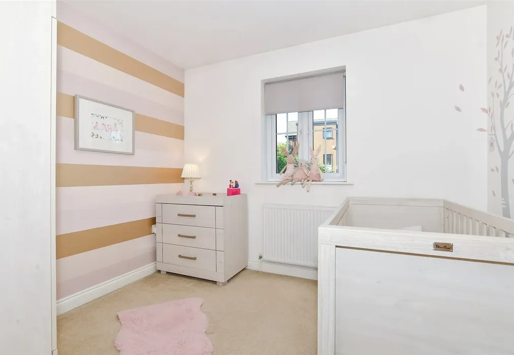 Bedroom 3 - Lodge Close, Allington, Maidstone, Kent - Wards of Kent