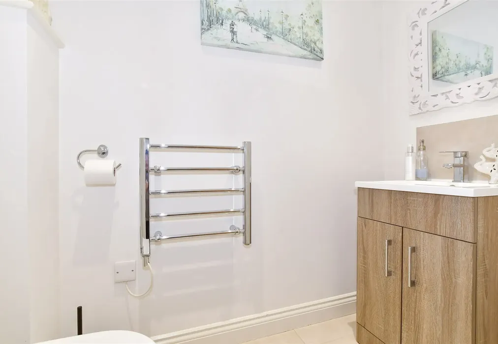 Cloakroom - Lodge Close, Allington, Maidstone, Kent - Wards of Kent