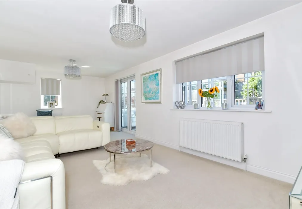 Lounge - Lodge Close, Allington, Maidstone, Kent - Wards of Kent
