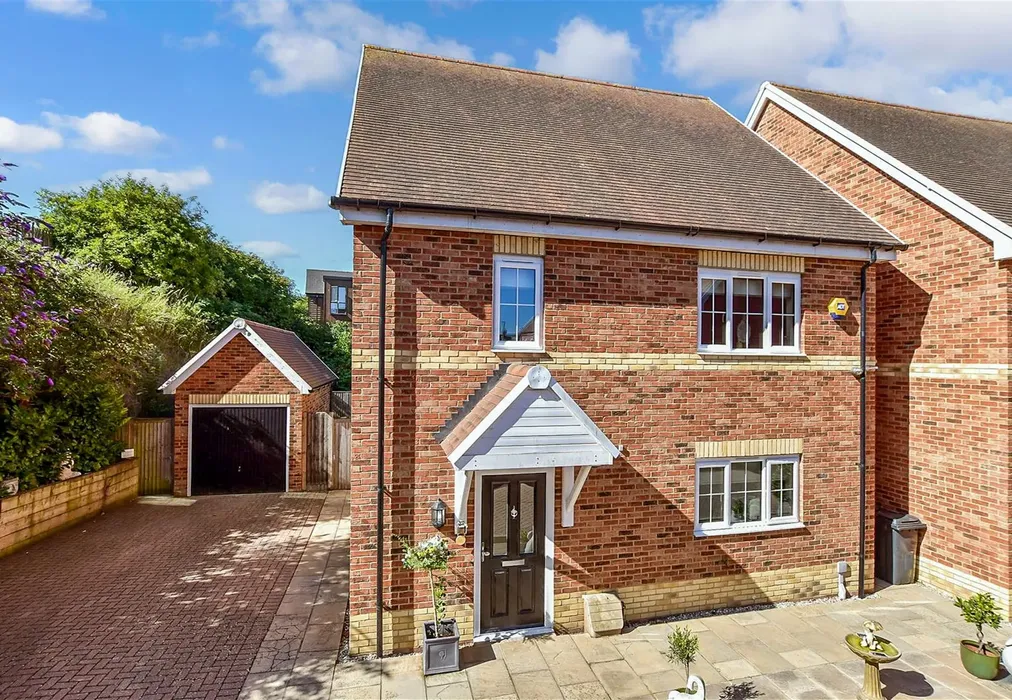 Front Web - Lodge Close, Allington, Maidstone, Kent - Wards of Kent