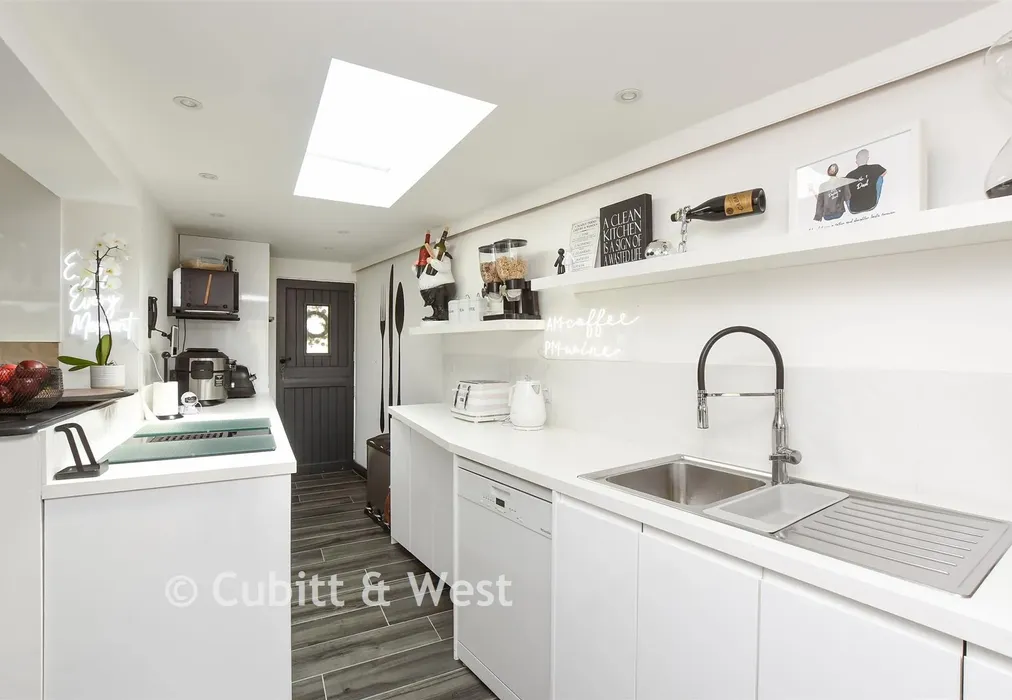 Kitchen - Langley Close, Epsom, Surrey - Wards of Kent