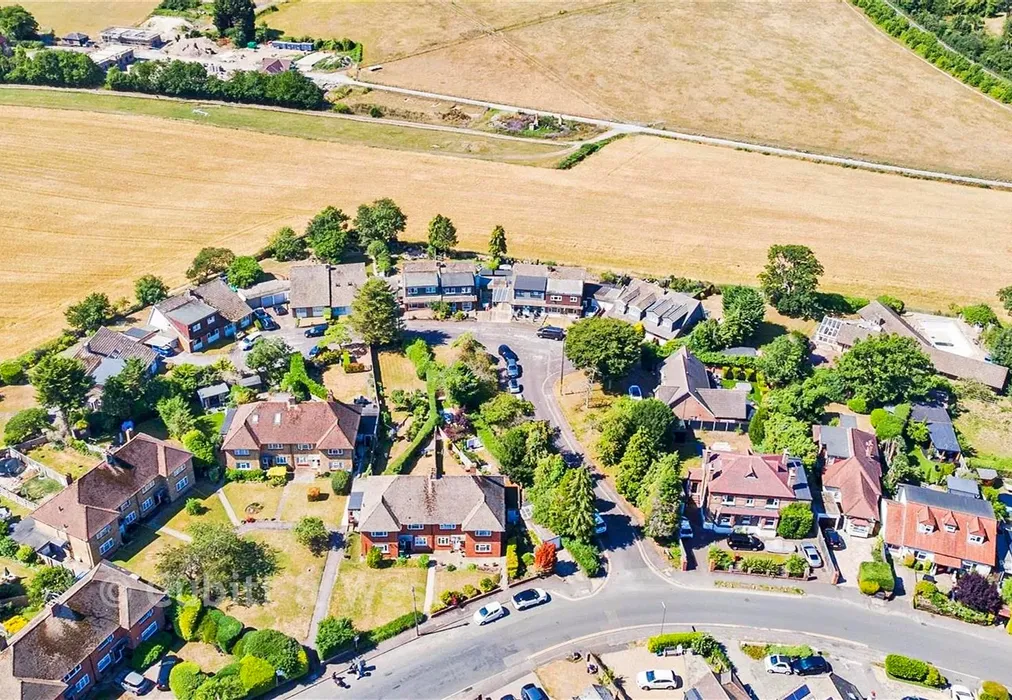 View Of Langley Close - Langley Close, Epsom, Surrey - Wards of Kent