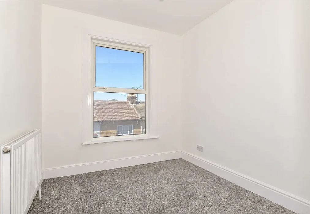 Bedroom 3 - Alma Road, Sheerness, Kent - Wards of Kent