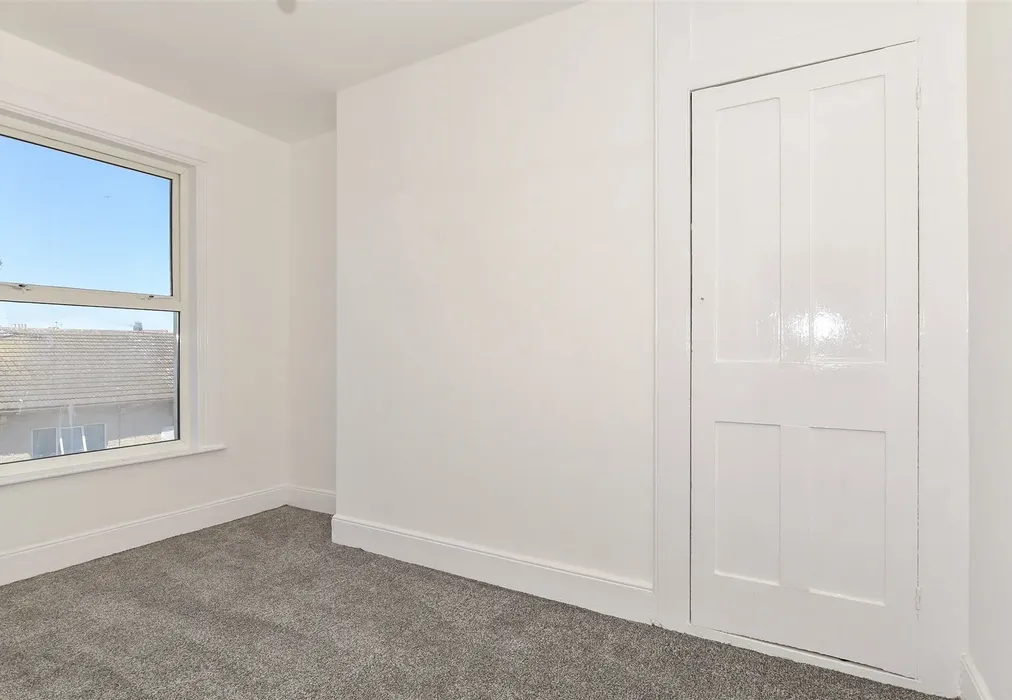 Bedroom 2 - Alma Road, Sheerness, Kent - Wards of Kent