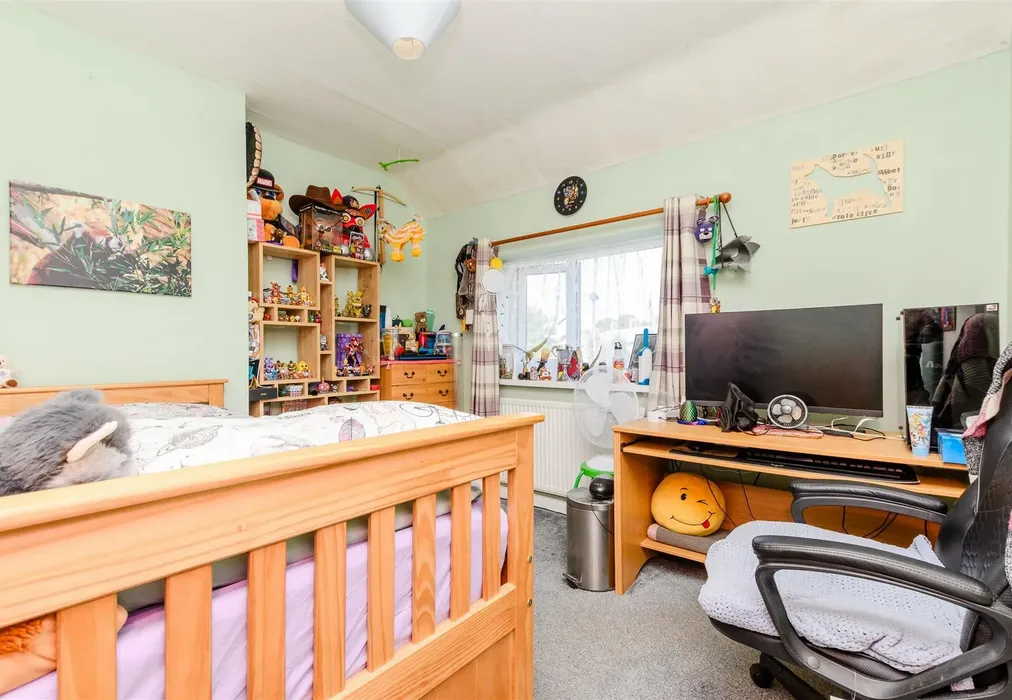 Bedroom 2 - Dale Road, Rochester, Kent - Wards of Kent