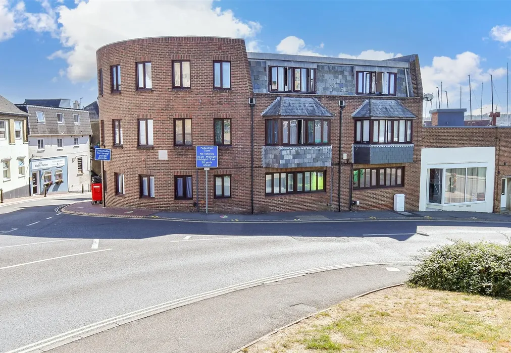 External (Web) - Terminus Road, Cowes, Isle of Wight - Wards of Kent